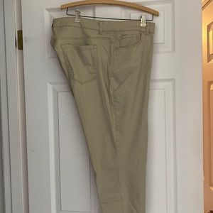 Khaki colored 5 pocket Jeans
